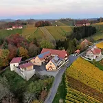 Bed & Breakfast Muster Bernhard Und Gertrud Vlg. Trautenhof 3*
