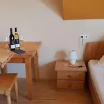 Muster Bernhard Und Gertrud Vlg. Trautenhof Bed & Breakfast