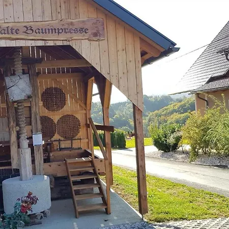 Muster Bernhard Und Gertrud Vlg. Trautenhof Leutschach