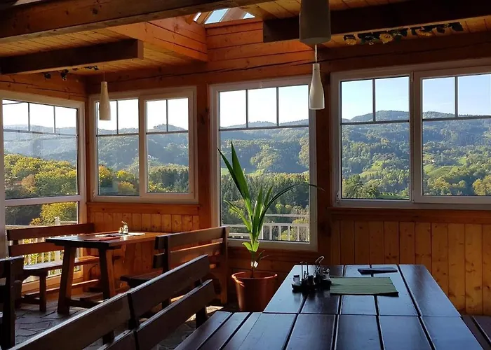 Muster Bernhard Und Gertrud Vlg. Trautenhof Bed & Breakfast Leutschach